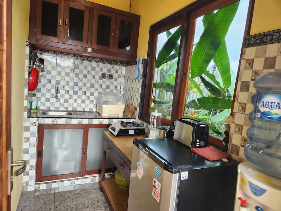 2 Villas - 2 Pools - Sleeps 9 Ubud